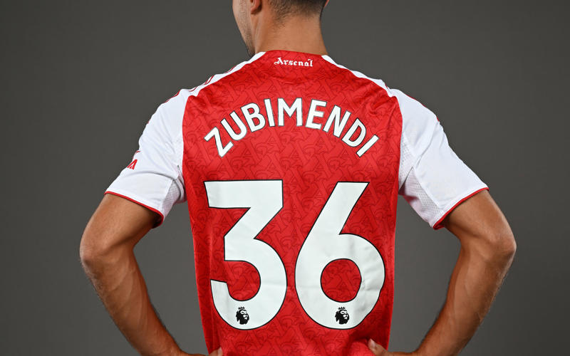 Latest transfer news headlines, Gyokeres to Arsenal fee revealed, Tottenham get Kudus boost, Arsenal reveal Martin Zubimendi shirt number, Gyokeres to Arsenal update, Arsenal close in on Gyokeres, Arteta: Zubimendi could be key signing for Arsenal, Arsenal confirm Zubimendi signing, Kudus to Tottenham update, Barcelona to step up Rashford move, Spurs eye Kudus alternative, Chelsea outcast eyes homecoming, Tottenham plan second Kudus bid next week, Man Utd make shock move for Calvert-Lewin, Arsenal in Gyokeres breakthrough, Nwaneri to Chelsea twist, Arsenal plot opening Madueke bid, Reece James sends fitness update, Fran Garcia on his future, Nwaneri 'reluctant' to sign new Arsenal deal, Chelsea and Arsenal to hold Madueke talks, Tottenham plot second bid for Kudus after £50m offer rejected, Walker speaks on shock Burnley move, Porto chasing Sainz, Jackson future in doubt?, No offers for Madueke, Stoke land Mubama, Watford sign Semedo, Done deal! Brighton land left-back, Chelsea interested in Nwaneri, Arsenal agree Madueke deal, Done deal! Chelsea sign Gittens, Arsenal face new Rodrygo rival, Arsenal step up Madueke talks, Gyokeres set for Sporting return, Maksym Taloverov joins Stoke, Arsenal get Madueke boost, Man Utd reveal Leon plan, Walker reacts to Burnley move, Man Utd confirm Leon signing, DONE DEAL, Arsenal 'prepare' Gyokeres move, Palmer praises Estevao, Man Utd stars to seek summer moves, Cunha shirt number, Gittens announcement imminent, Maresca on Madueke's future, Arsenal set new Gyokeres deadline, Osimhen chooses Man Utd move, Chelsea in talks over Dibling deal, Arsenal get huge Rodrygo boost, Madueke wants Arsenal move, Rashford chooses preferred next club, Woltemade to Bayern hits pothole, Calvert-Lewin receives Premier League, Bundesliga offers, DONE DEAL: Chelsea wonderkid joins Torino, Nwaneri in contract talks, Eze to push for Arsenal switch, Juventus to terminate Vlahovic?, DONE DEAL: Jonathan David joins Juventus, Martinelli to Saudi Arabia?, More on Gittens and Chelsea, Kyle Walker set for shock move, DONE DEAL: Keane extends Everton deal, Manchester City eye Inter defender, NEW: Man United tried for Ndidi last summer, Cunha handed No10 shirt, Man Utd quintet hand in transfer requests, Coutinho leaves Villa, Brownhill Burnley future uncertain, Hirst commits future to Ipswich, Scalvini top Newcastle target, Rashford to return to Man Utd, Galbraith set for Swans, David jets in for Juve medical, Cajuste attracting suitors, Charlton add Bell, Spurs appoint Martin Ho, Al-Nassr turn attention to Martinelli, Arsenal and Chelsea keeping tabs on Smit, Dumfries' release clause, Silva turns down Saudi, Williams speaks on new Bilbao deal, Man Utd not pursuing Calvert-Lewin, Tomiyasu to leave Arsenal, Nico Williams signs new deal, Man City appoint Andree Jeglertz, Arteta and Heinze set for Arsenal reunion, Gittens set for Chelsea move, DONE DEAL, David arrives for medical, Rodrygo boost, Arsenal to appoint Gabriel Heinze, Newcastle launch second Elanga bid, Arsenal hold fresh Madueke talks, Spurs looking to sell Richarlison, Diouf unimpressed by Burnley demands, Milambo signs for Brentford, Bournemouth close in on Diakite, Man City appoint Jeglertz, Newcastle launch Elanga bid