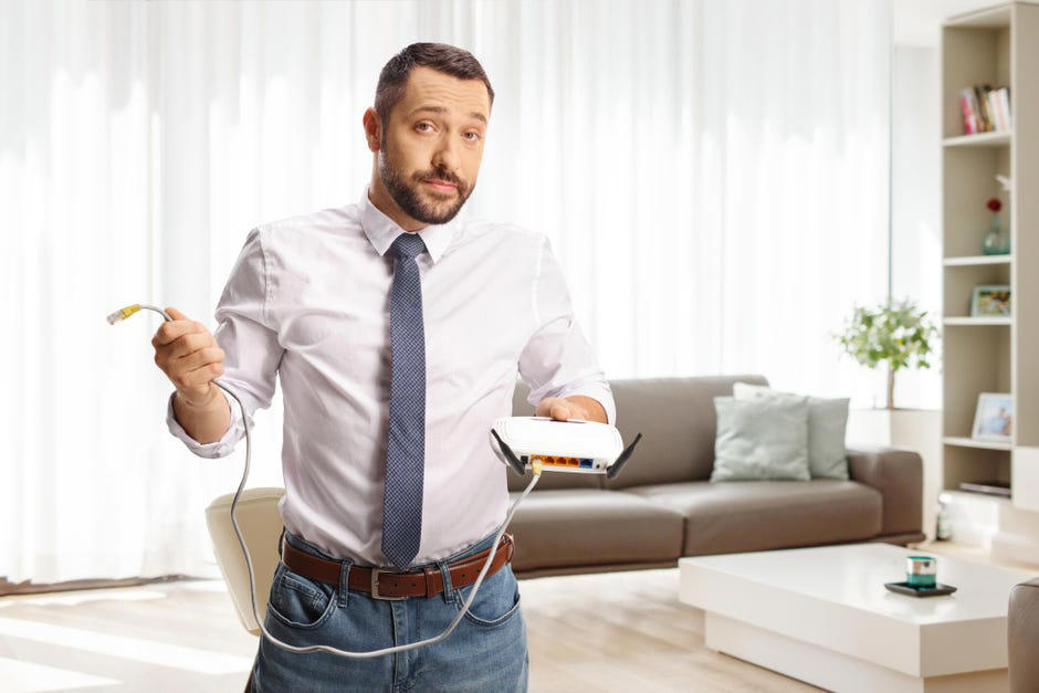 Can home security systems work without Wi-Fi?, Are home security systems more vulnerable on Wi-Fi?, Do home security systems without Wi-Fi cost more?, The best home security without Wi-Fi