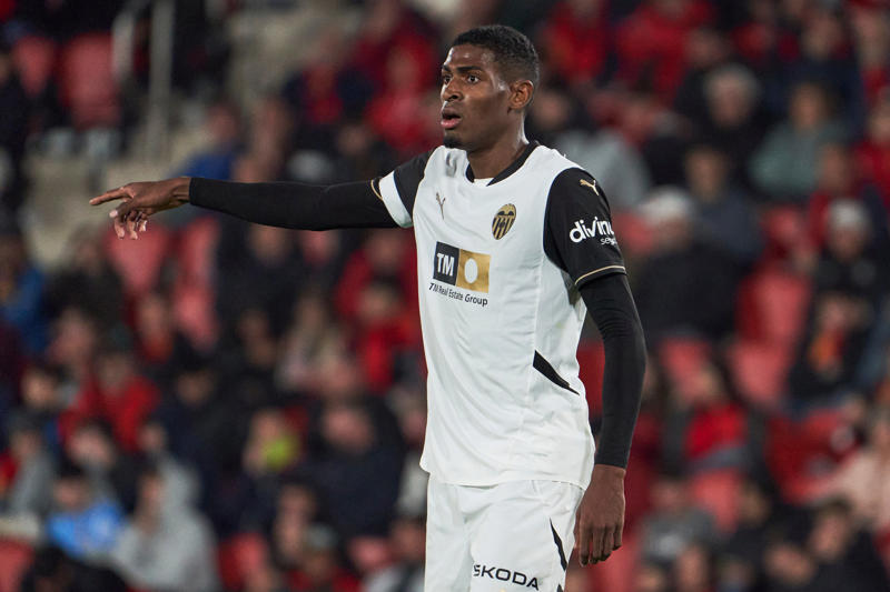 Transfer news live, Tottenham in talks for Joao Palhinha?, Mbeumo a 'perfect fit' for United's plans, Keylor Navas leaves Messi's former club, Aubameyang exits Al-Qadsiah, Hamburg loan Bayern keeper Peretz, Gibbs-White absent as Forest begin preseason camp, Chelsea in talks with Xavi Simons, Mbeumo: 'I'm joining my dream club', Arsenal schedule medical for Gyokeres pre-season tour, Liverpool ready to battle Italian giants for Leoni?, Sunderland ready to beat Inter and Milan to Xhaka, The problem with Chelsea's masterplan, Cristhian Mosquera due to join Arsenal tour to complete move, Breakthrough! Arsenal set to seal Gyokeres, Eddie Howe confident Alexander Isak will stay at Newcastle, Wrexham seal Bolton captain Thomason, Parris exits Brighton, Xhaka pushing for move to Sunderland, Roma agree basic loan terms over Ferguson, Liverpool and Wales star Joey Jones dies aged 70, Solano back in coaching, Ekitike follows Wirtz and Frimpong from Bundesliga, Ekitike latest as Liverpool transfer nears, Marcus Rashford heading to Barcelona, Liverpool reach £79m agreement to sign Hugo Ekitike from Frankfurt, Man United sign Mbeumo from Brentford, Man United looking to 'hijack' Gyokeres transfer?, Inside the Isak transfer saga, What is really going on inside the confusing Alexander Isak transfer saga?, Arteta on transfer window, Chelsea and Arsenal battle for Simons, Chelsea refusing Chukwuemeka loan?, Bamford not in Farke's plans for Leeds, Manchester City sell midfielder as Pep Guardiola’s clearout continues, Howe on Sean Longstaff's transfer, Mikel Arteta offers cryptic update on Arsenal’s pursuit of Viktor Gyokeres