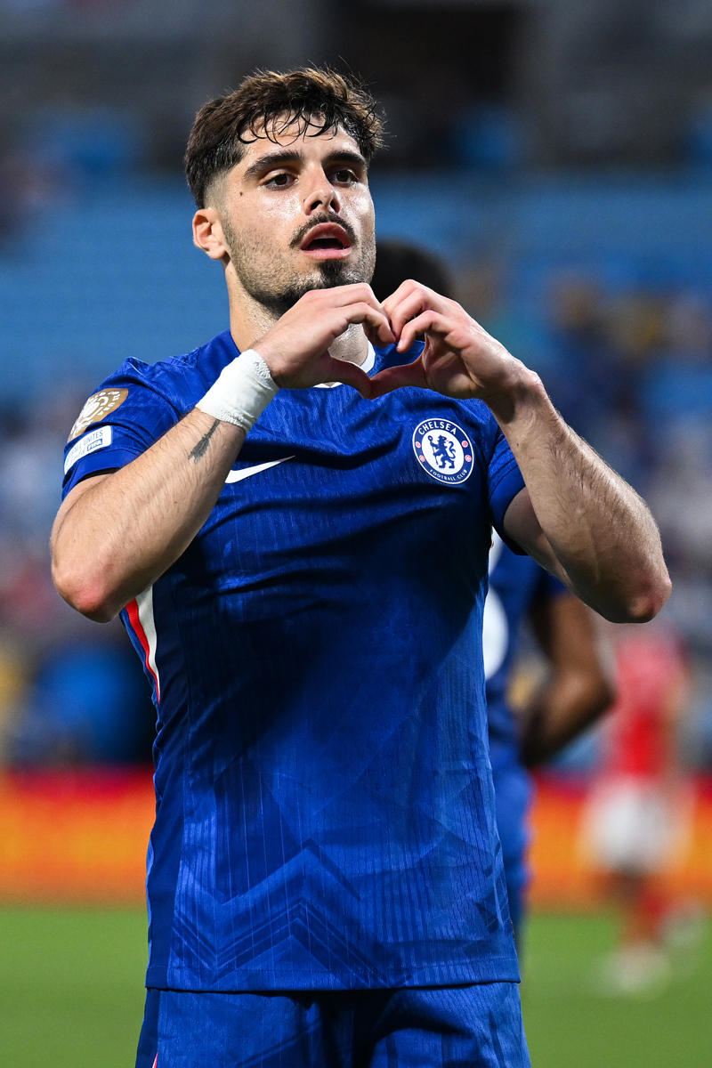 Palmeiras vs Chelsea latest news, Full-time!, Palmeiras 1-2 Chelsea, Palmeiras 1-2 Chelsea, Palmeiras 1-2 Chelsea, Palmeiras 1-2 Chelsea, CHELSEA GOAL!, Palmeiras 1-1 Chelsea, Palmeiras 1-1 Chelsea, Palmeiras 1-1 Chelsea, Palmeiras 1-1 Chelsea, Palmeiras 1-1 Chelsea, Palmeiras 1-1 Chelsea, Palmeiras 1-1 Chelsea, Palmeiras 1-1 Chelsea, Palmeiras 1-1 Chelsea, Palmeiras 1-1 Chelsea, Palmeiras 1-1 Chelsea, Palmeiras 1-1 Chelsea, Palmeiras 1-1 Chelsea, Palmeiras 1-1 Chelsea, Palmeiras 1-1 Chelsea, PALMEIRAS GOAL!, Palmeiras 0-1 Chelsea, Palmeiras 0-1 Chelsea, Palmeiras 0-1 Chelsea, Second half, Half-time!, Palmeiras 0-1 Chelsea, Palmeiras 0-1 Chelsea, Palmeiras 0-1 Chelsea, Palmeiras 0-1 Chelsea, Palmeiras 0-1 Chelsea, Palmeiras 0-1 Chelsea, Palmeiras 0-1 Chelsea, Palmeiras 0-1 Chelsea, Palmeiras 0-1 Chelsea, Palmeiras 0-1 Chelsea, Palmeiras 0-1 Chelsea, Palmeiras 0-1 Chelsea, Palmeiras 0-1 Chelsea, Palmeiras 0-1 Chelsea, Palmeiras 0-1 Chelsea, CHELSEA GOAL!, Palmeiras 0-0 Chelsea, Palmeiras 0-0 Chelsea, Palmeiras 0-0 Chelsea, Palmeiras 0-0 Chelsea, Palmeiras 0-0 Chelsea, Palmeiras 0-0 Chelsea, Palmeiras 0-0 Chelsea, Palmeiras 0-0 Chelsea, Kick-off, James criticises state of Club World Cup pitches, Chelsea fined for financial breaches, James on facing Estevao, Weather update, Confirmed Palmeiras team news in full, Palmeiras XI, Confirmed Chelsea team news in full, Chelsea XI, Will Joao Pedro make his debut?, Neto could sit out tonight's game, Fluminense for the victors, Palmeiras vs Chelsea prediction, Early Palmeiras team news, Early Chelsea team news, How to watch Palmeiras vs Chelsea, Good evening