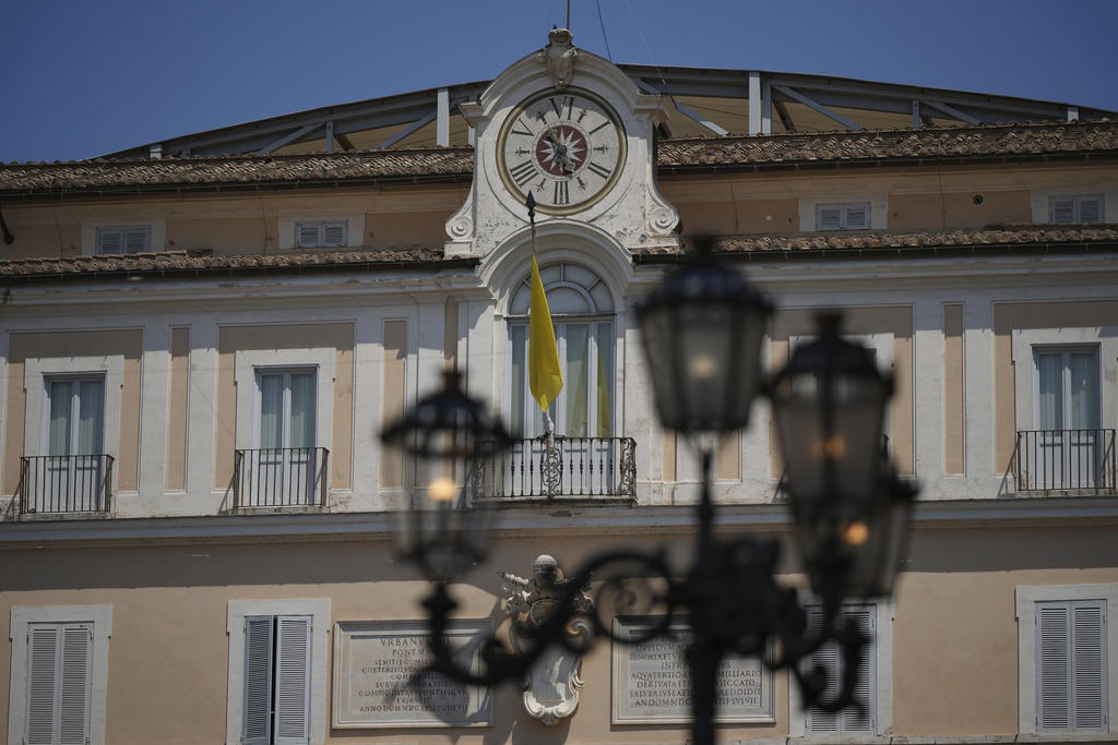 Big nominations, The Rupnik problem, The Becciu case, The Latin Mass issue, AI and travel priorities, A town awaits