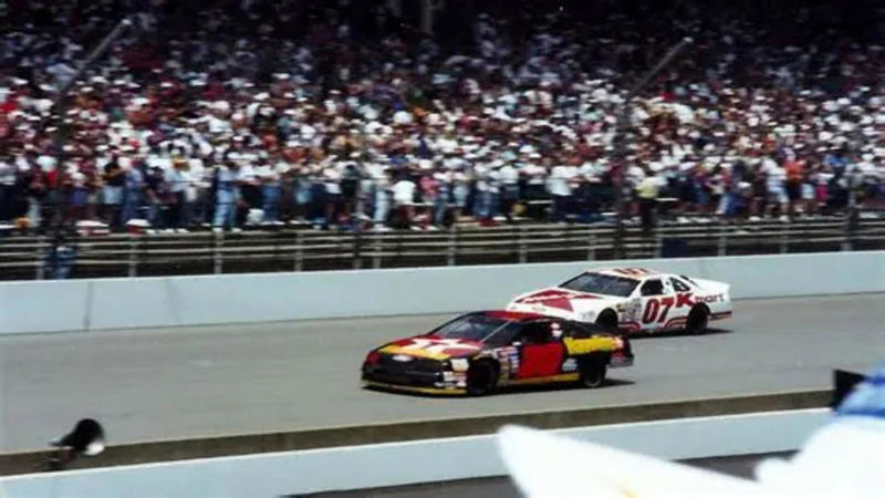 3. 1994 Michigan 400 – 166.212 mph 15. 1969 Talladega 500 – 153.778 mph, 14. 1997 Winston 500 (Talladega) – 154.597 mph, 13. 1984 Firecracker 400 (Daytona) – 155.558 mph, 12. 1997 Pepsi 400 (Michigan) – 155.913 mph, 11. 2006 Golden Corral 500 (Atlanta) – 156.622 mph, 10. 2019 Folds of Honor QuikTrip 500 (Atlanta) – 158.260 mph, 9. 1999 Dura Lube 500 (Phoenix) – 158.558 mph, 8. 2000 Dura Lube 300 (New Hampshire) – 159.903 mph, 7. 1997 Miller 400 (Michigan) – 160.655 mph, 6. 1999 Kmart 400 (Michigan) – 161.001 mph, 5. 1995 UAW-GM Teamwork 500 (Pocono) – 161.602 mph, 4. 1995 MBNA 500 (Dover) – 161.922 mph, 3. 1994 Michigan 400 – 166.212 mph, 2. 1997 AC Delco 400 (Rockingham) – 166.616 mph, 1. 2022 Quaker State 400 (Atlanta Motor Speedway) – 171.604 mph