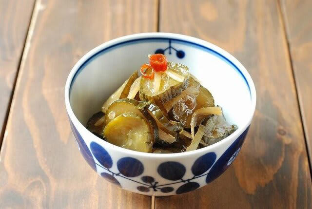 色白胡瓜の梅酢和え, 豚肉とたたききゅうりの炒め物, ホタテのカルパッチョきゅうりのソース, きゅうりとスモークサーモンの一口ポテトサラダ, 材料（12個分くらい）, きゅうりの大葉キムチ和え, ごま香る無限きゅうり, 材料（500mlの保存容器1個分）, きゅうりの生姜和え, タコときゅうりの柑橘マリネ, きゅうりとツナの旨塩昆布サラダ, にんにく蛇腹きゅうり, きゅうりの塩麹一本漬け
