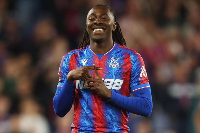 Transfer window live, Big news: Arsenal agree personal terms with Noni Madueke, Jadon Sancho off to Turin?, Mosquera wants to leave Valencia amid Arsenal interest, Arsenal identify alternative targets to Viktor Gyokeres, DONE DEAL! Jamie Gittens announced by Chelsea, Arsenal set deadline over Viktor Gyokeres deal, Borussia Dortmund exploring deal for Chelsea starlet Josh Acheampong, Cole Palmer hails ‘special’ Estevao as Chelsea signing stars against new club, Estevao Willian dazzles against new club Chelsea, Jens Cajuste has a number of suitors, Crystal Palace make offer for Borna Sosa, Richarlison on the move?, Tottenham interested in Koni de Winter, Inter Miami continue talks with Lionel Messi over extension, Newcastle identify top defensive transfer target, DONE DEAL! Manchester United sign teenage Paraguayan defender Diego Leon, Arsenal given Rodrygo boost?, Kyle Walker completes shock Burnley move to end eight-year Man City spell, Done deal! Kyle Walker signs for Burnley, Nico Williams signs monster contract with Athletic Club, Brentford hold firm on Bryan Mbeumo price, Jadon Sancho off to Turin?, Mosquera wants to leave Valencia amid Arsenal interest, Eze price revealed as Arsenal continue pursuit, Arsenal identify alternative targets to Viktor Gyokeres, Arsenal set deadline over Viktor Gyokeres deal, Transfer news live