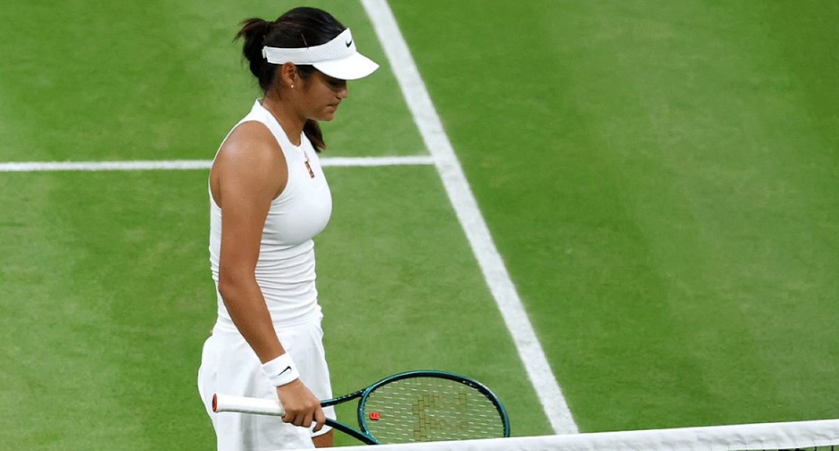 Raducanu’s Wimbledon Run Ends in Sabalenka Thriller