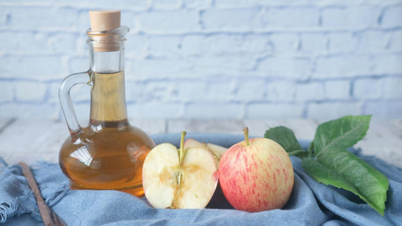 9. Apple Cider Vinegar 1. Ginger, 2. Garlic, 3. Spicy Chili Peppers, 4. Pineapple, 5. Turmeric, 6. Carrots, 7. Horseradish, 8. Cabbage, 9. Apple Cider Vinegar, 10. Berries, 11. Sweet Potatoes, 12. Spinach, 13. Kale, 14. Tomatoes, 15. Broccoli, 16. Lemon, 17. Avocados, 18. Onions, 19. Celery, 20. Mango