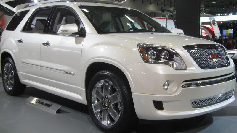 1. 2007 Chrysler Sebring, 2. 2010 Chevrolet Aveo, 3. 2014 Jeep Cherokee, 4. 2006 Ford Explorer, 5. 2012 Dodge Journey, 6. 2015 Chevrolet Suburban, 7. 2002 Pontiac Aztek, 8. 2013 Cadillac XTS, 9. 2005 Buick Rendezvous, 10. 2011 GMC Acadia, 1. 2020 Chevrolet Silverado 1500, 2. 2011 Ford Crown Victoria, 3. 2006 Chevrolet Impala SS, 4. 1996 Ford F-150, 5. 2015 Dodge Charger (V6), 6. 2004 Mercury Grand Marquis, 7. 2019 Lincoln Continental, 8. 2022 Chevrolet Tahoe, 9. 2008 Hummer H3, 10. 2003 Lincoln LS