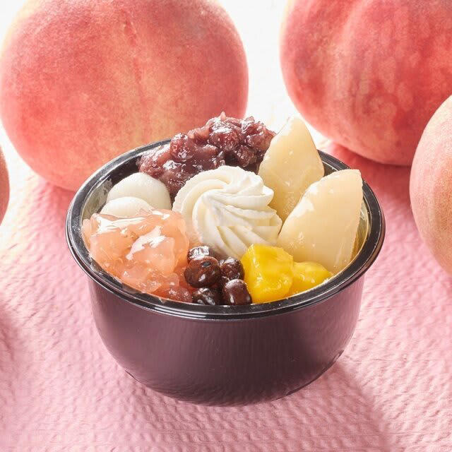①『Dessertパルフェ ベリー・ルージュ』, ②『Dessertパルフェ パイン＆オレンジ』, ③『Dessertパルフェ ショコラ・キャラメル』, ④『山梨県産白桃のふんわりロール』, ⑤『和涼白桃クリームあんみつ』