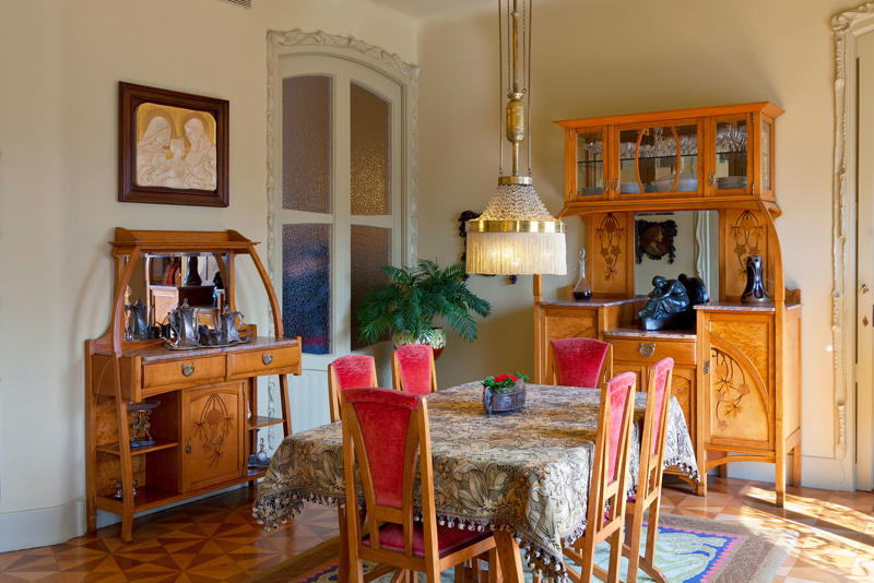 Where is Casa Milà?, History of Casa Milà, Architectural details of Casa Milà, Interior details of Casa Milà, Frequently asked questions, Why is Casa Milá nicknamed La Pedrera?, How is Casa Milà different from Casa Batlló?, Can you visit Casa Milà?