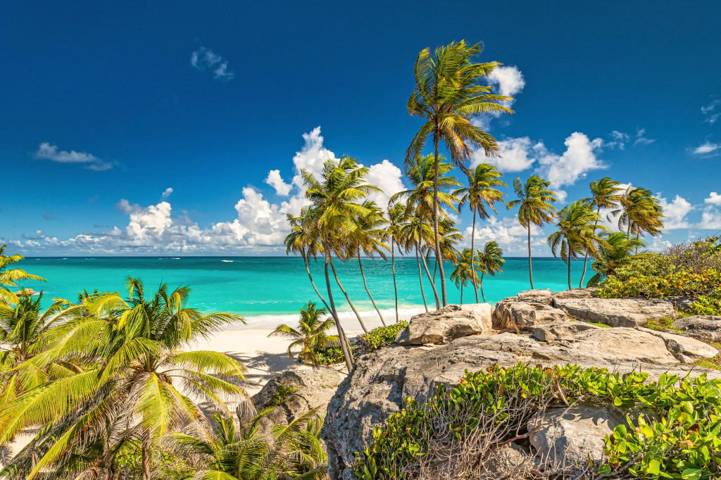 I live on a cruise ship — here’s how much I spend each month