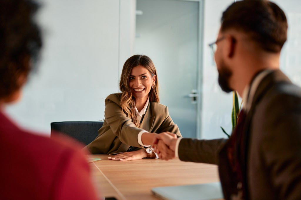 The one question that makes people instantly dislike you What should you say?, Why is this considered a better question?, How to make it past small talk, How can you tell if someone likes you?, What else did Van Edwards reveal?
