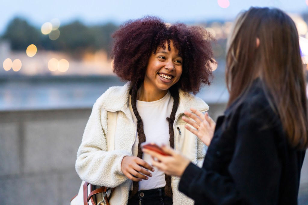 How to make it past small talk What should you say?, Why is this considered a better question?, How to make it past small talk, How can you tell if someone likes you?, What else did Van Edwards reveal?