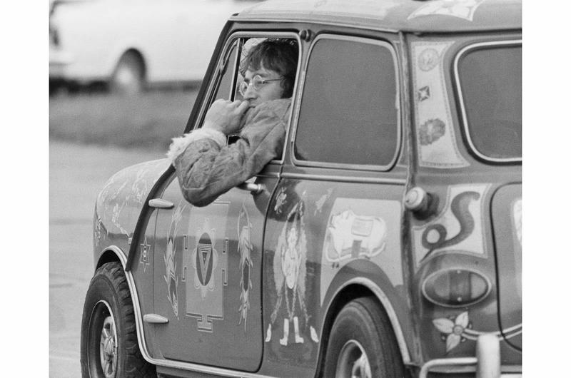 John Lennon – Radford Mini de Ville Famous people and nice cars have always had a close connection., The Rolling Stones - 1935 Bentley 3½ Litre, John Lennon - Rolls-Royce Phantom V, The Beatles - Triumph Herald, Steve McQueen - Ferrari 250 GT Lusso, Mick Jagger - Aston Martin DB6, Twiggy – Mercedes-Benz 250 SL, Keith Moon, James Brown & Muhammad Ali – 1966 Cadillac DeVille Convertible, Tony Curtis - Alvis TE21, The Who – Volvo P1800, Clint Eastwood – Austin-Healey 100M, Elvis Presley – Ford Thunderbird, Marvin Gaye – Rolls-Royce Phantom V, Led Zeppelin – Jaguar S-Type, Roger Moore – Volvo P1800, Roy Orbison – Rolls-Royce Phantom V, The Beatles – 1964 Ford Galaxie, John Lennon – Austin Maxi, Rod Stewart – Lamborghini Miura P400, Alice Cooper & Keith Moon - Rolls-Royces, Steve McQueen - Ferrari 275 GTS Convertible, Richard Burton – 1961 Rolls-Royce Silver Cloud II Drophead Coupé, Dean Martin – Jaguar E-Type, John Lennon – Radford Mini de Ville, Richard Burton & Elizabeth Taylor –Rolls-Royce Silver Wraith, Elvis Presley – BMW 507, Paul McCartney – Mini Cooper S De Ville, Johnny Hallyday – Triumph TR3, The Jackson Five & Diana Ross – Jaguar E-Type, John Lennon – Mercedes-Benz 600 Pullman, Michael Caine - Rolls-Royce Silver Shadow