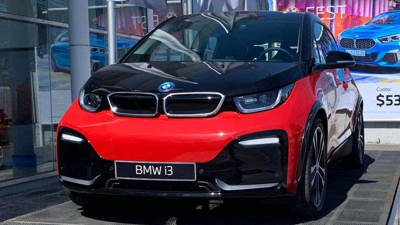 6. BMW 1. General Motors, 2. Toyota, 3. Honda, 5. Peugeot, 7. Tesla, 8. Nissan, 9. Renault, 10. Mitsubishi, 1. Subaru, 2. Mazda, 3. Dodge, 4. Chrysler, 6. Infiniti, 7. Buick, 8. Fiat (US Market), 9. Lincoln