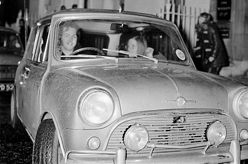 Paul McCartney – Mini Cooper S De Ville Famous people and nice cars have always had a close connection., The Rolling Stones - 1935 Bentley 3½ Litre, John Lennon - Rolls-Royce Phantom V, The Beatles - Triumph Herald, Steve McQueen - Ferrari 250 GT Lusso, Mick Jagger - Aston Martin DB6, Twiggy – Mercedes-Benz 250 SL, Keith Moon, James Brown & Muhammad Ali – 1966 Cadillac DeVille Convertible, Tony Curtis - Alvis TE21, The Who – Volvo P1800, Clint Eastwood – Austin-Healey 100M, Elvis Presley – Ford Thunderbird, Marvin Gaye – Rolls-Royce Phantom V, Led Zeppelin – Jaguar S-Type, Roger Moore – Volvo P1800, Roy Orbison – Rolls-Royce Phantom V, The Beatles – 1964 Ford Galaxie, John Lennon – Austin Maxi, Rod Stewart – Lamborghini Miura P400, Alice Cooper & Keith Moon - Rolls-Royces, Steve McQueen - Ferrari 275 GTS Convertible, Richard Burton – 1961 Rolls-Royce Silver Cloud II Drophead Coupé, Dean Martin – Jaguar E-Type, John Lennon – Radford Mini de Ville, Richard Burton & Elizabeth Taylor –Rolls-Royce Silver Wraith, Elvis Presley – BMW 507, Paul McCartney – Mini Cooper S De Ville, Johnny Hallyday – Triumph TR3, The Jackson Five & Diana Ross – Jaguar E-Type, John Lennon – Mercedes-Benz 600 Pullman, Michael Caine - Rolls-Royce Silver Shadow