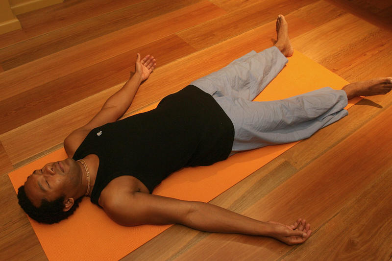 How to outrun jet lag, Adjust your sleep schedule before traveling, Eat healthy meals according to the local schedule, Stay awake... or go to sleep!, Use temperature to stay awake/go to sleep, Best practices during the flight, Try relaxation techniques, Melatonin..., Grounding?