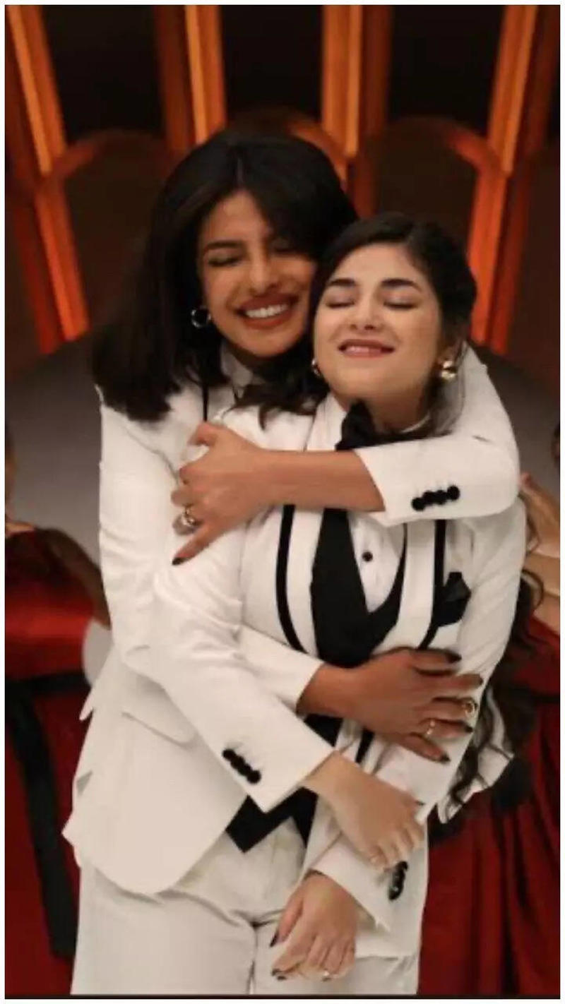 Aditi and Aisha -'The Sky is Pink' Insia and Najma - 'Secret Superstar', Chanda and Apeksha - 'Nil Battey Sannata', Aditi and Aisha -'The Sky is Pink', Anila and Mira- 'Girls will be Girls', Anuradha and Sanaya- 'Jazbaa', Sheel and Supriya - 'Mai', Nayan, Anuradha and Masha- 'Tribhanga', Devki and Arya- 'Mom', Maya and Nia- 'Aatma', Vidya and Tia- 'Maatr'