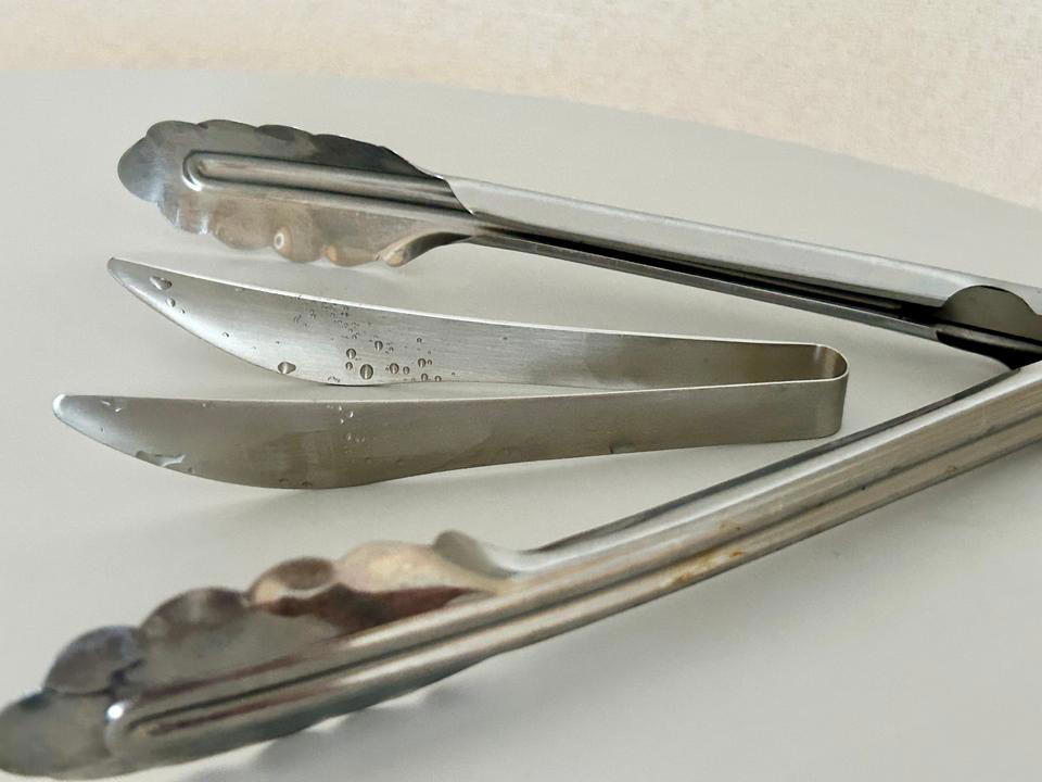 気づくと毎日使っている理由, 絶妙な工夫で器用に掴める, あらゆる場面で「ちょうどいい」, 暮らしのストレスを確実に減らしてくれる