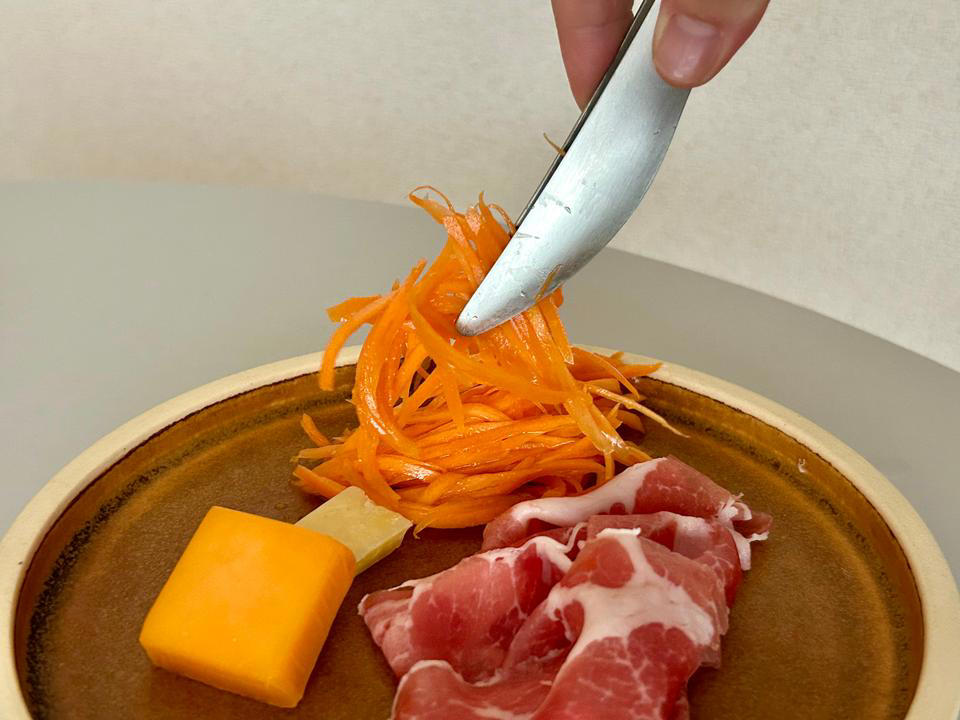 気づくと毎日使っている理由, 絶妙な工夫で器用に掴める, あらゆる場面で「ちょうどいい」, 暮らしのストレスを確実に減らしてくれる