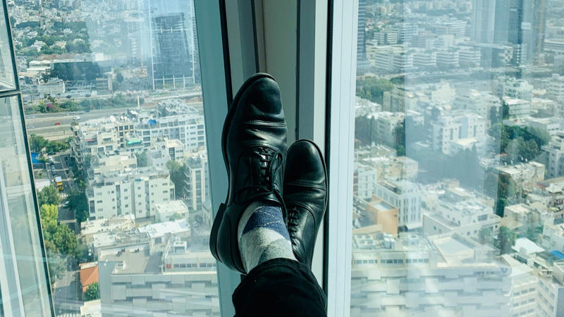 1. High Employee Turnover, 2. A Lack Of Work-Life Balance, 3. Poor Communication, 4. It's Demotivating, 5. Blame Culture, 6. Lack Of Trust, 7. Unrealistic Expectations, 8. Poor Ethics, 9. Unforgiving, 10. Lack Of Recognition, 1. Make A Work Friend, 2. Document Everything, 3. Create Firm Boundaries, 4. Avoid Office Gossip, 5. Find Ways To Detach, 6. Speak Up, 7. Seek Support, 8. Focus On Your Work, 9. Invest In Your Professional Development, 10. Stay Positive