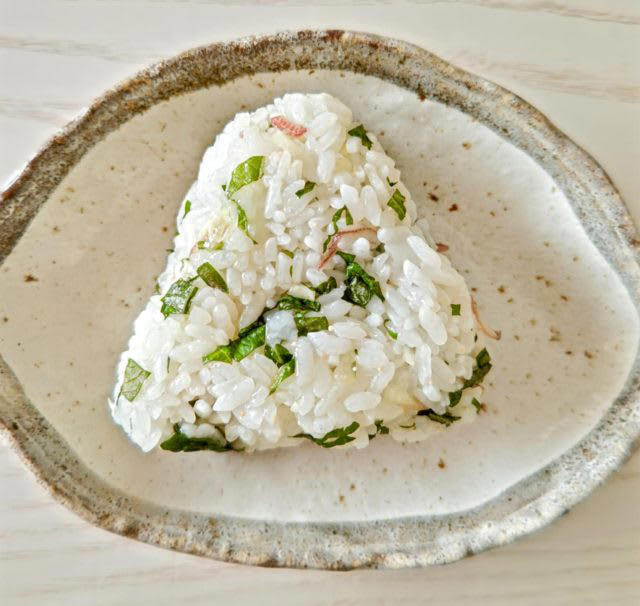 【ちりめん山椒と梅干しのおむすび】, 【たらこのおにぎり】, 【枝豆ととうもろこしのおにぎり】, 【みょうがと青じその香味おにぎり】