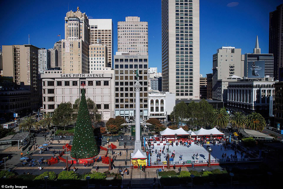 San Francisco's biggest mall loses another clothing store