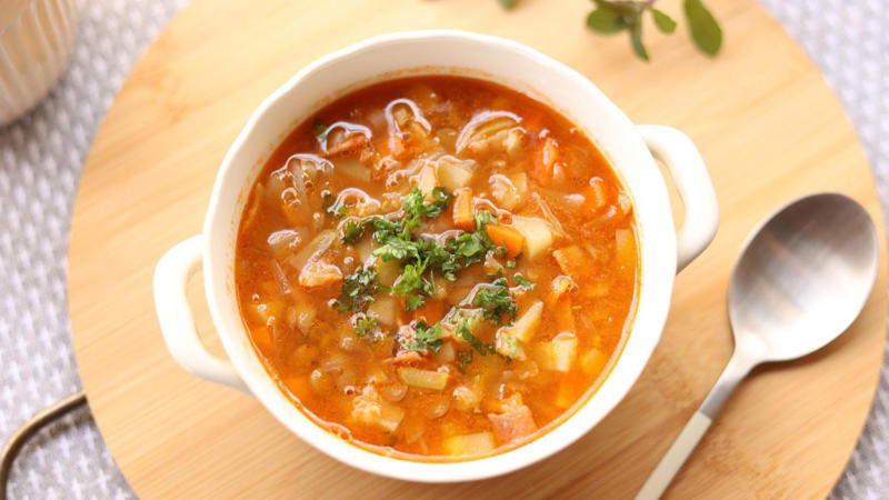 1. Soup 1. Apples, 2. Tough Meat, 3. Chewing Gum, 4. Bagels, 5. Layered Sandwiches & Burgers, 6. Hard & Chewy Candies, 7. Hard Nuts & Seeds, 8. Crunchy Vegetables, 9. Fried Foods, 10. Popcorn, 2. Mashed Potatoes, 4. Scrambled Eggs, 6. Boiled Vegetables, 7. Yogurt, 8. Pudding, 9. Ice Cream, 10. Bananas & Soft Fruits