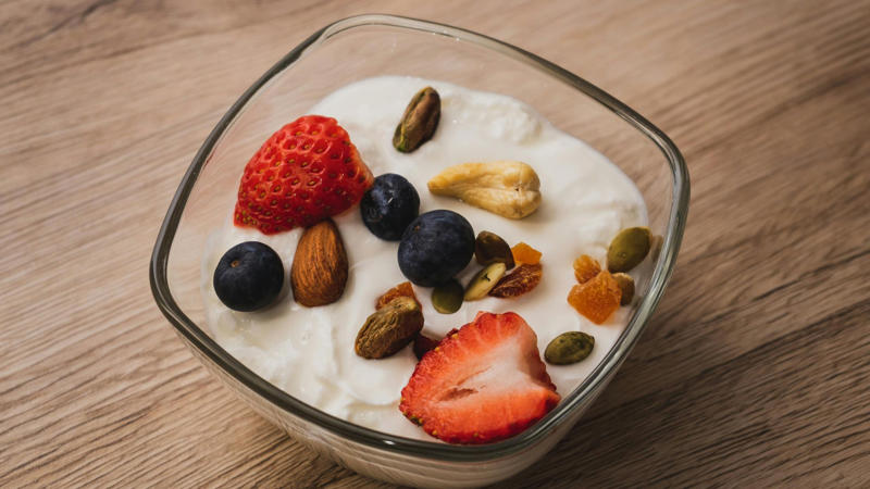 7. Yogurt 1. Apples, 2. Tough Meat, 3. Chewing Gum, 4. Bagels, 5. Layered Sandwiches & Burgers, 6. Hard & Chewy Candies, 7. Hard Nuts & Seeds, 8. Crunchy Vegetables, 9. Fried Foods, 10. Popcorn, 2. Mashed Potatoes, 4. Scrambled Eggs, 6. Boiled Vegetables, 7. Yogurt, 8. Pudding, 9. Ice Cream, 10. Bananas & Soft Fruits