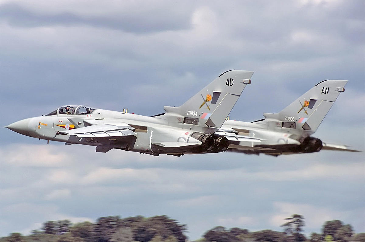 8: Panavia Tornado F2 10: Blackburn Beverley, 9: Supermarine Scimitar, 8: Panavia Tornado F2, 7: Gloster Javelin, 6: Blackburn Firebrand, 5: De Havilland DH.110 Sea Vixen, 4: Blackburn Roc, 3: Saunders-Roe A.36 Lerwick, 2: Blackburn Botha, 1: Blackburn TB (Twin Blackburn)