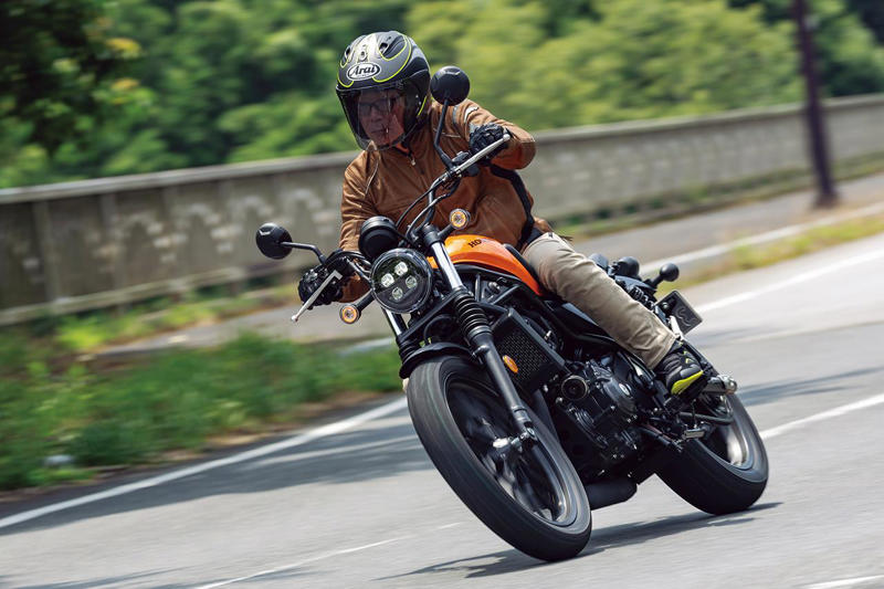 ホンダ「CL250」インプレ（太田安治）, ホンダ「CL250」カラー・人気投票, ホンダ「CL250」ライディングポジション・足つき性, ホンダ「CL250」各部装備・ディテール解説, ホンダ「CL250」主なスペック・燃費・生産国・価格