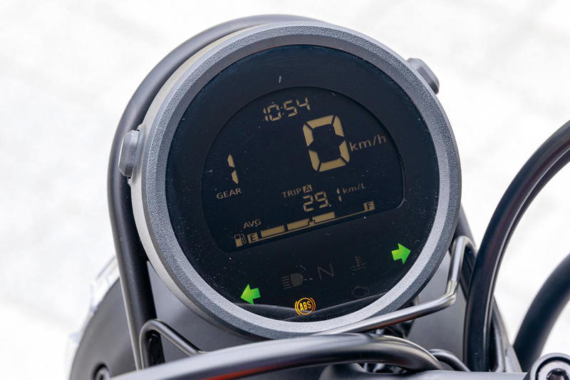 ホンダ「CL250」インプレ（太田安治）, ホンダ「CL250」カラー・人気投票, ホンダ「CL250」ライディングポジション・足つき性, ホンダ「CL250」各部装備・ディテール解説, ホンダ「CL250」主なスペック・燃費・生産国・価格