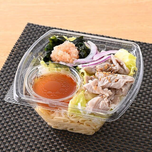 旬の野菜を手軽においしく！ファミマの「ちょいデリ」で夏バテ対策♪, ①トマトとベーコンのパスタサラダ, ②たんぱく質が摂れる！豚しゃぶとおろしのパスタサラダ, ③甘辛みそダレの肉みそキャベツ, ④彩り野菜のラタトゥイユ