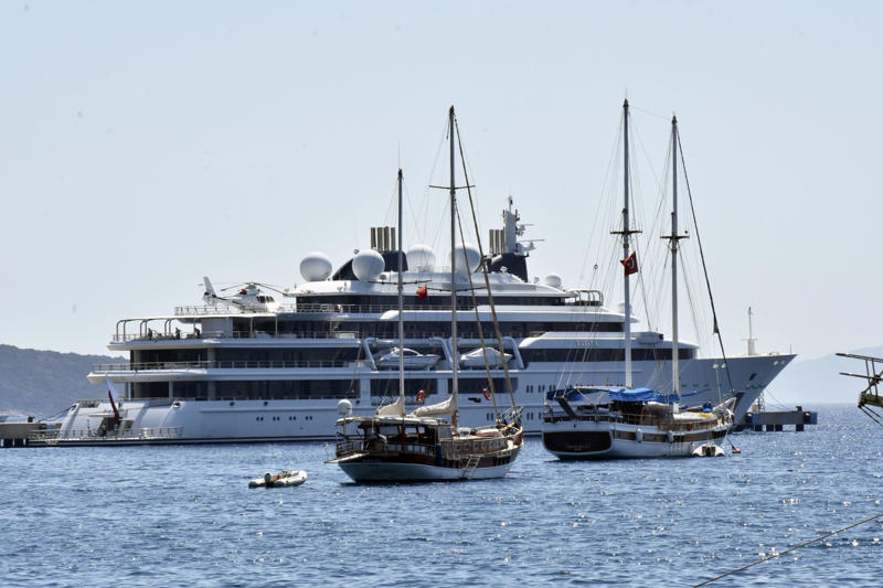 Katara Exclusivity on the high seas, Enjoying the ‘sweet nothingness’ while sailing..., Queen of Italy, A. Hamilton, Flying Fox, Lionheart, Al Lusail, The Rising Sun, TM Blue One, Al Mirqab, Sailing Yacht A, Infinity Nine, Triple Seven, Mayan Queen IV