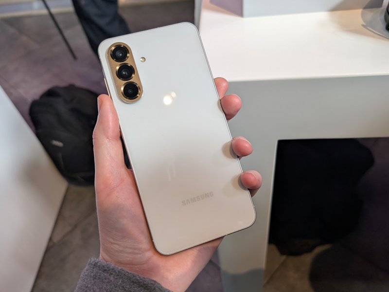 How we tested, Why you can trust IndyBest reviews, The best Samsung phones for 2025 are:, Samsung Galaxy S25 Plus, Samsung Galaxy A56, Samsung Galaxy S25 Ultra, Samsung Galaxy Z Flip 6, Samsung Galaxy S25, Samsung Galaxy Z Fold 6, Which is the best Samsung phone?