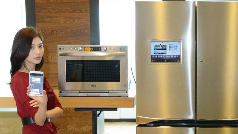 1. Vacuum Sealer, 2. Precision Cooker (Sous‑Vide), 3. Smart Scale With Nutrition Tracking, 4. Air Fryer With Convection Fan, 5. Immersion Blender, 6. Multi-Cooker, 7. Countertop Toaster Oven, 8. Digital Meat Thermometer (Instant‑Read), 9. Induction Cooktop Burner, 10. Temperature‑Controlled Electric Kettle, 1. Electric Egg Cooker, 2. Electric Can Opener, 3. Rotisserie Oven, 4. Ice Cream Maker, 5. Popcorn Machine, 6. Soda Maker, 7. Yogurt Machine, 8. Fancy Smart Refrigerator, 9. Ice Maker Countertop Unit, 10. Bread Maker