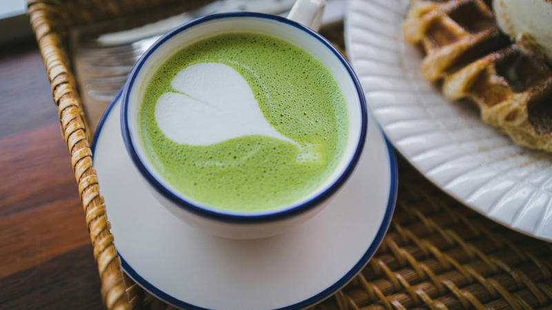 1. Improves Brain Function, 2. Supports Heart Health, 3. Burns Fat Faster, 4. Loaded With Antioxidants, 5. Freshens Breath, 6. Improves Insulin Sensitivity, 7. May Fight Cancer, 8. Reduces Inflammation, 9. Helps Prevent Type 2 Diabetes, 10. Boosts Physical Performance, 11. Lowers Bad Cholesterol, 12. Protects The Liver, 13. Promotes Longevity, 14. Improves Skin Health, 15. Reduces Stress, 16. Aids Digestion, 17. Helps Control Blood Pressure, 18. Strengthens Immunity, 19. May Lower Stroke Risk, 20. Improves Mood