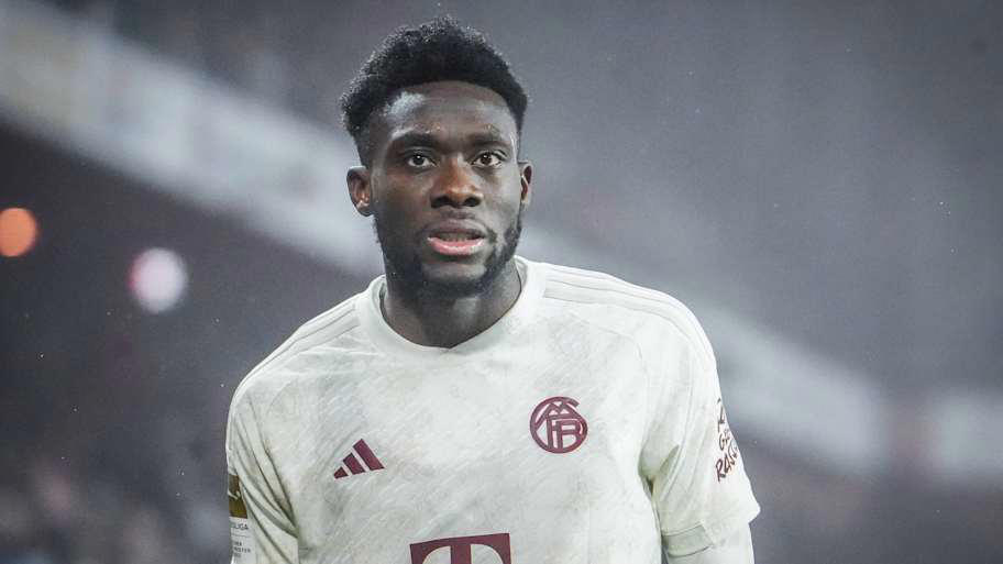25. Lewis Hall, 24. Caio Henrique, 23. Ian Maatsen, 22. Nuno Tavares, 21. Miguel Gutiérrez, 20. Raphaël Guerreiro, 19. Destiny Udogie, 18. Andrea Cambiaso, 17. Andrew Robertson, 16. Álvaro Carreras, 15. Tino Livramento, 14. Jorrel Hato, 13. Rayan Aït-Nouri, 12. Myles Lewis-Skelly, 11. Ferland Mendy, 10. Antonee Robinson, 9. Theo Hernandez, 8. Marc Cucurella, 7. Alejandro Grimaldo, 6. Milos Kerkez, 5. Alejandro Balde, 4. Alphonso Davies, 3. Federico Dimarco, 2. Joško Gvardiol, 1. Nuno Mendes