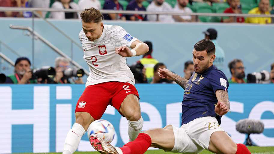 25. Lewis Hall, 24. Caio Henrique, 23. Ian Maatsen, 22. Nuno Tavares, 21. Miguel Gutiérrez, 20. Raphaël Guerreiro, 19. Destiny Udogie, 18. Andrea Cambiaso, 17. Andrew Robertson, 16. Álvaro Carreras, 15. Tino Livramento, 14. Jorrel Hato, 13. Rayan Aït-Nouri, 12. Myles Lewis-Skelly, 11. Ferland Mendy, 10. Antonee Robinson, 9. Theo Hernandez, 8. Marc Cucurella, 7. Alejandro Grimaldo, 6. Milos Kerkez, 5. Alejandro Balde, 4. Alphonso Davies, 3. Federico Dimarco, 2. Joško Gvardiol, 1. Nuno Mendes