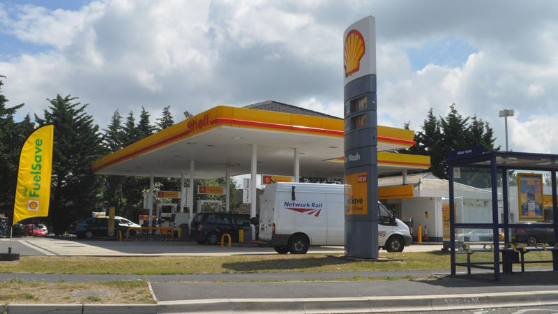 5. Oil Companies Investing In Synthetic Fuels For Gas Cars 1. EV Sales Surpassed 14 Million Units Globally In 2023, 2. Tesla Model Y Became The World’s Best-Selling Car, 3. Norway Reached Over 90% EV Market Share, 4. Charging Stations Now Outnumber Gas Stations In Key Cities, 5. California To Ban New Gas Car Sales By 2035, 6. Legacy Automakers Shifting Billions Toward EV Lineups, 7. EVs Now Cheaper To Maintain Than Gas Cars, 8. 1 In 5 Cars Sold In China Is Fully Electric, 9. EV Tax Credits Driving Record Adoption In The U.S., 10. Automakers Launching EV-Only Brands, 1. Global Gas Car Fleet Still Over 1.3 Billion Vehicles, 2. Gas Car Infrastructure Still Dominates Rural And Developing Areas, 3. Used Gas Cars Still Outsell Used EVs By 4 To 1, 4. Gas Trucks And SUVs Remain Top Sellers In The U.S., 5. Oil Companies Investing In Synthetic Fuels For Gas Cars, 6. Motorsport: F1 And NASCAR Still Rely Exclusively On Gas Engines, 7. Gas Cars Have Longer Driving Range In Most Real-World Scenarios, 8. Millions Of Drivers Live Where EV Charging Is Impractical, 9. Classic Car Culture Still Centered Around Internal Combustion, 10. Global Gasoline Demand Still Rising In Many Emerging Markets