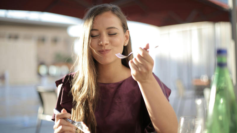 1. Choose Foods with High Water Content, 2. Fill Half Your Plate with Veggies, 3. Choose High-Protein, High-Fiber Foods, 4. Using Smaller Bowls &amp; Plates, 5. Have More Soup, 6. Add Protein Powder, 7. Choose Foods You Can Chew, 8. Prep Ahead, 9. Cook Smarter, 10. Eat Mindfully &amp; Intuitively, 1. Berries, 2. Watermelon, 3. Cauliflower, 4. Zucchini, 5. Chicken Breast, 6. Cottage Cheese, 7. Greek Yogurt, 8. Popcorn, 10. Fish