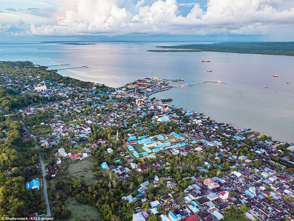 Magnitude 6.7 earthquake strikes near Indonesia