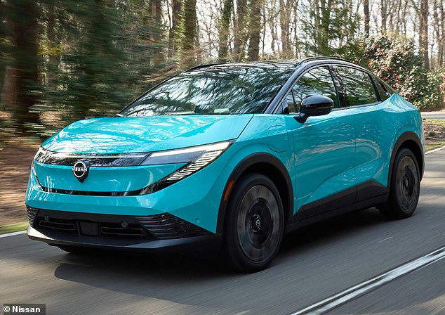 What is the Electric Car Grant?, How does the Electric Car Grant work? , Car industry welcomes EV purchase incentive , Five of the best EVs likely eligible for the grant, 1. Renault 5 E-Tech - from £19,245, 2. Nissan Leaf - from circa £26,250, 3. Citroen e-C3 - from £18,345, 4. Kia EV3 - from £29,255, 5 Skoda Elroq - from £27,760