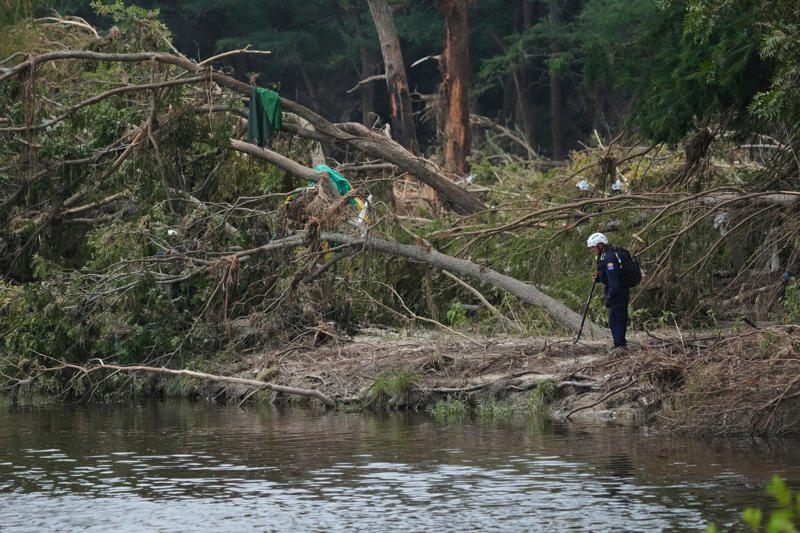 Key Points, Flood watch in effect until 1 p.m., Stormy skies to give way to dry, warmer weather later this week, Life-threatening flash floods threaten South Central Texas, Death toll: At least 131 dead as missing falls to double digits, In pictures: Children's toys placed on Texas flood victim memorial, Texas officials share photos of search efforts after catastrophic floods, Hard-hit Kerrville warns of flood watch tonight, Timelapse shows deadly Texas floodwater rising in minutes, National Weather Service forecasts 'stable weather' rest of the week, 'fingers crossed', Trump approves request to make more Texas counties eligible for disaster assistance, Texas Governor expresses gratitude for support from other states, Texas leads nation in flood deaths due to geography, size and population, At least 101 people still missing, Death toll at 131, governor says, Kerrville city councilmember requests security, Texas recovery efforts could take six months, sheriff says, Armies of Texas volunteers dig out, clean up, after fatal floods