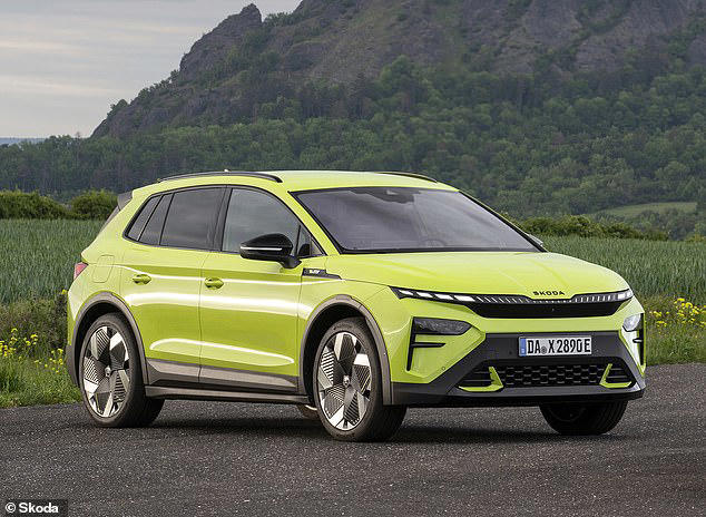 What is the Electric Car Grant?, How does the Electric Car Grant work? , Car industry welcomes EV purchase incentive , Five of the best EVs likely eligible for the grant, 1. Renault 5 E-Tech - from £19,245, 2. Nissan Leaf - from circa £26,250, 3. Citroen e-C3 - from £18,345, 4. Kia EV3 - from £29,255, 5 Skoda Elroq - from £27,760