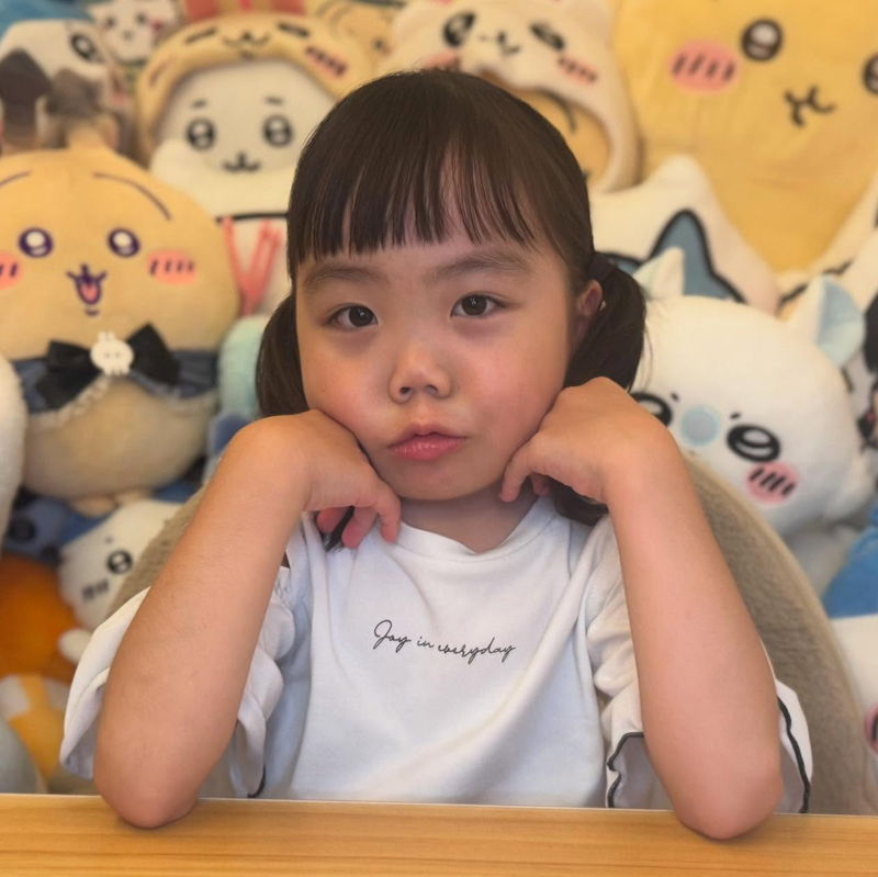 「現実と向き合うのは心と体も疲れるけど…」 , 「知らないことを知るって楽しいから」, 「無理めでも挑戦する、それが大事！」,  「いろいろな国の言葉を話せるようになりたい」