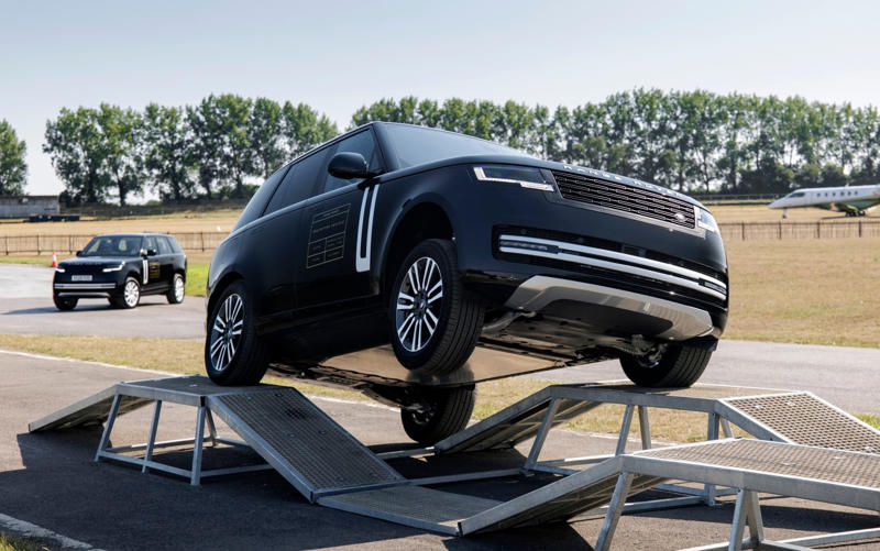 Test drive, What’s all the fuss about?, Electric drivetrain, Electric always planned, Do you want one?