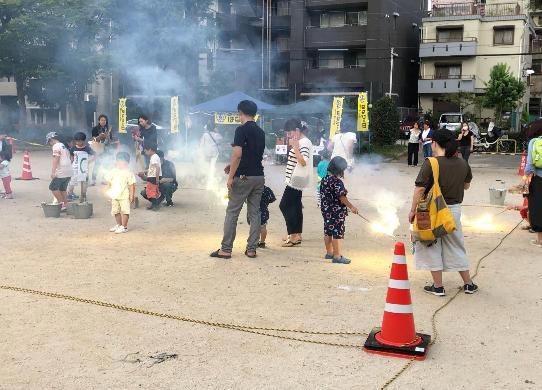 全国のプリンが枚方に集まる「ニッポンのプリン」, 食と健康がテーマの「大阪ええもんマルシェ」, てんしばで初開催！「大阪カレーフェスinてんしば2025」, おもちゃ花火で楽しむ「わくわく花火スクール in 扇町公園」, 手持ち花火や屋台を楽しめる「2025玩具花火大会」