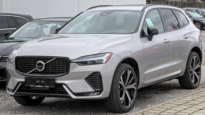10. Volvo XC60 1. Tesla Model S, 2. BMW 7 Series, 3. Mercedes-Benz E-Class, 4. Audi A8, 5. Ford Escape, 6. Hyundai Sonata, 7. Lincoln Navigator, 8. Toyota Prius, 9. Nissan Rogue, 10. Volvo XC60, 11. Lexus LS, 12. Genesis GV80, 13. Volkswagen ID.4, 14. Chevrolet Equinox, 15. Cadillac CT5, 16. Kia Sportage, 17. Land Rover Range Rover, 18. Porsche Cayenne, 19. Peugeot 3008, 20. Skoda Superb