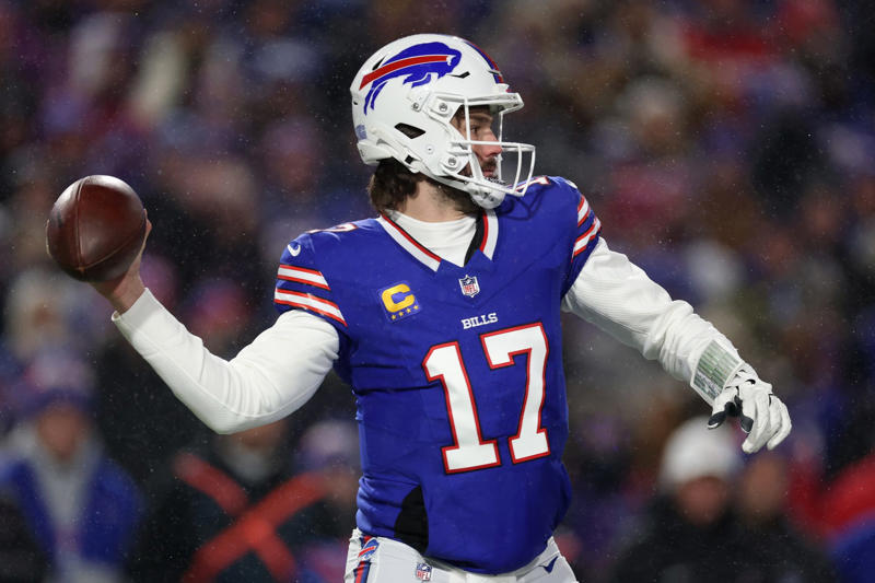 32: Cleveland Browns, 30: Carolina Panthers, 29: New York Giants, 28: Tennessee Titans, 27: New York Jets, 26: New England Patriots, 25: Indianapolis Colts, 23: Atlanta Falcons, 22: Miami Dolphins, 21: Seattle Seahawks, 20: Las Vegas Raiders, 19: Arizona Cardinals, 18: Chicago Bears, 17: Pittsburgh Steelers, 16: Denver Broncos, 15: Dallas Cowboys, 13: Los Angeles Rams, 12: Houston Texans, 11: Tampa Bay Buccaneers, 10: Los Angeles Chargers, 9: Detroit Lions, 8: Washington Commanders, 7: Minnesota Vikings, 6: Cincinnati Bengals, 5: Green Bay Packers, 3: Buffalo Bills, 2: Baltimore Ravens