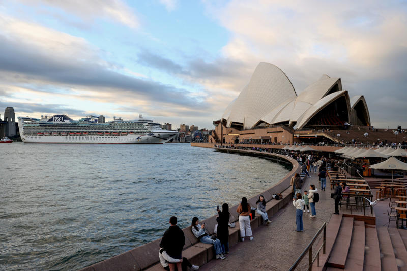 Sydney - Now Tokyo - Now, Rio de Janeiro - Now, Sydney - Now, Los Angeles - Now, Bangkok - Now, London - Now, Rome - Now, Dubai - Now, Singapore - Now, San Francisco - Now, Hong Kong - Now, Madrid - Now, Barcelona - Now
